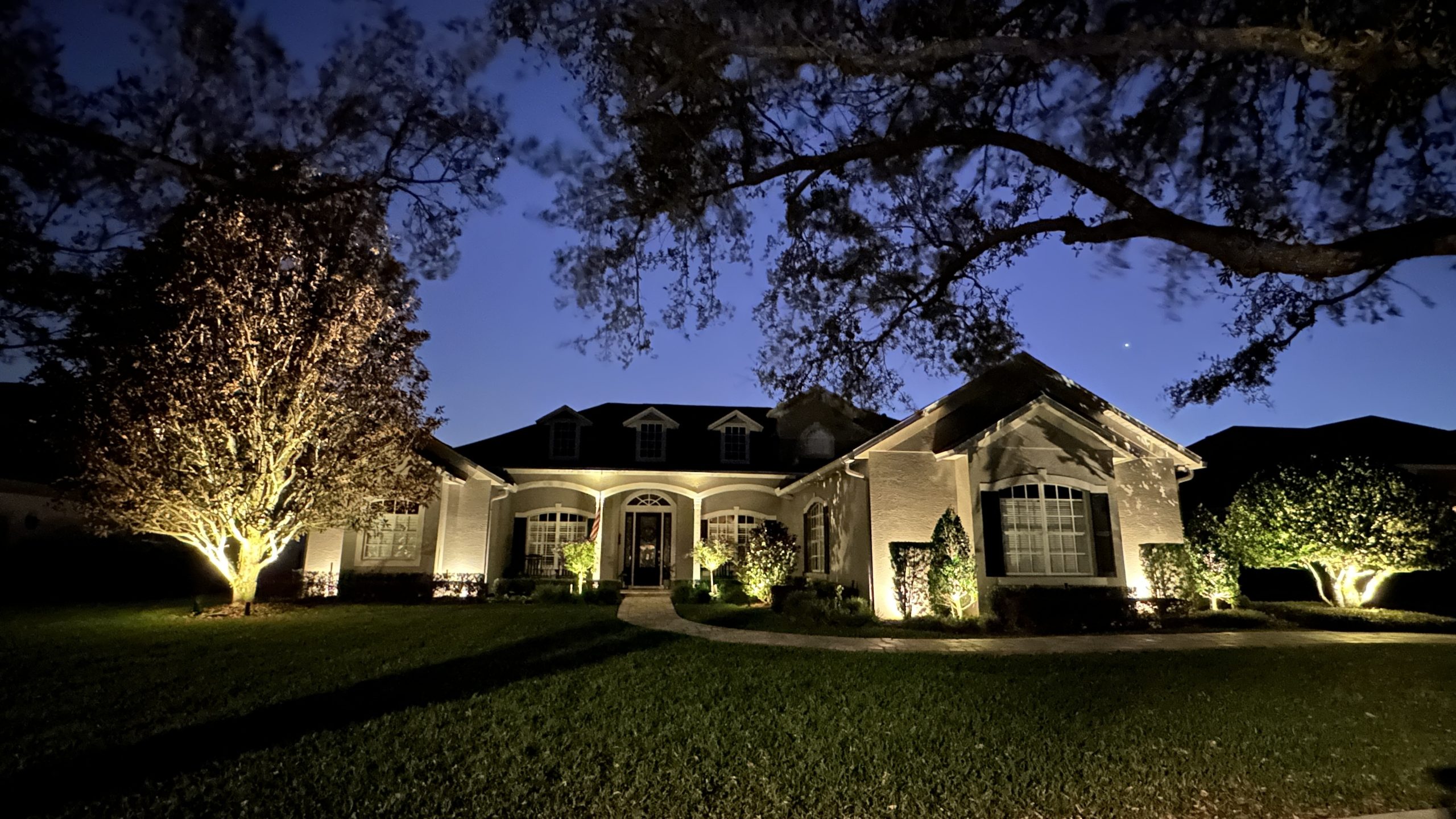 Residential landscape lighting